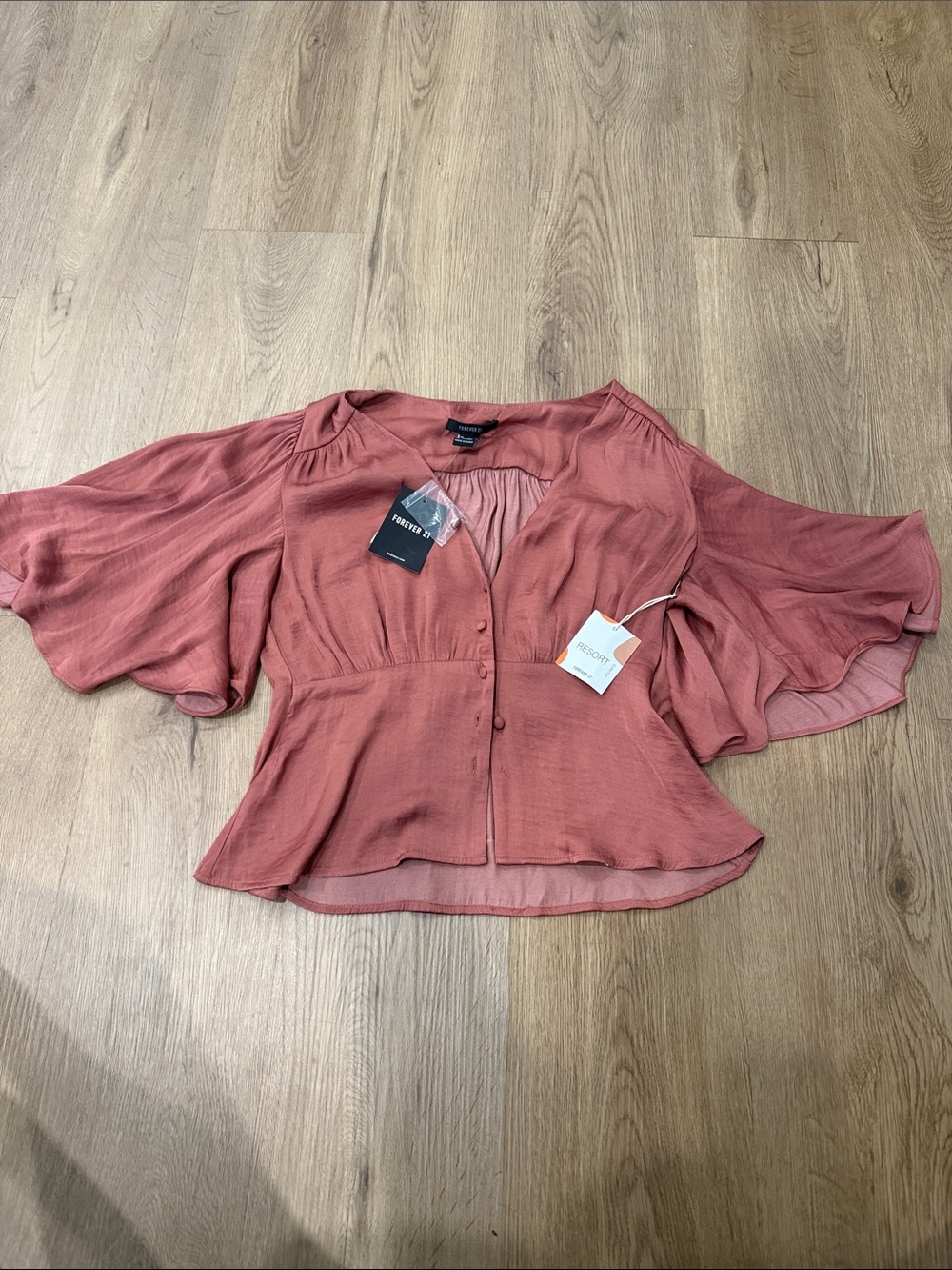 Forever 21 Rust-Pink Flutter Sleeve Peplum Top
